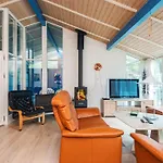 Idyllic Retreat With Whirlpool-by Traum Hébergement de vacances *