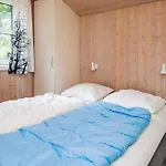 Idyllic Retreat With Whirlpool-by Traum Blåvand