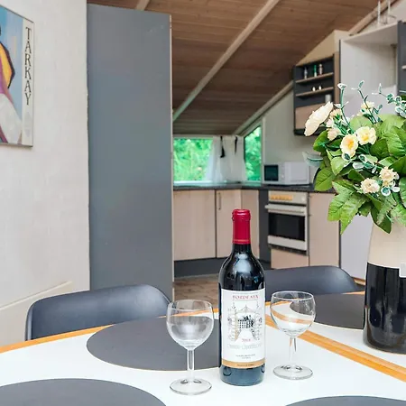 Idyllic Retreat With Whirlpool-by Traum