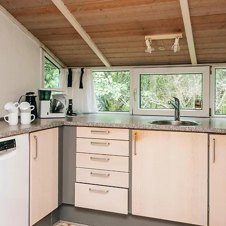 Idyllic Retreat With Whirlpool-by Traum Holiday home Blavand