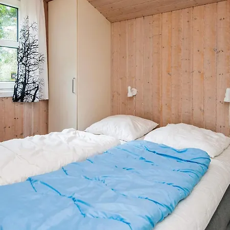 Idyllic Retreat With Whirlpool-by Traum Blavand