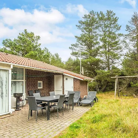 Idyllic Retreat With Whirlpool-by Traum Holiday home *